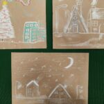 trzy obrazki przedstawiajace zaśnieżone domy i drzewa
